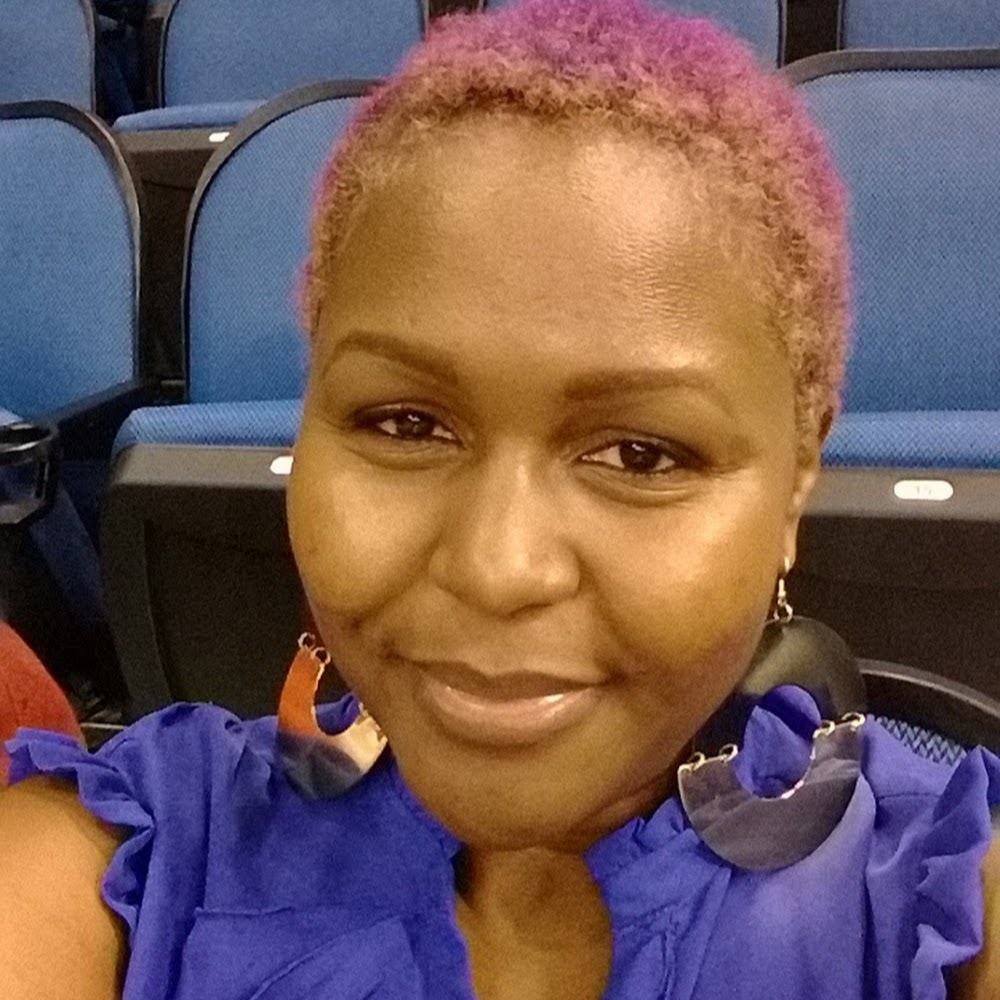 Meet your Posher, Alexis